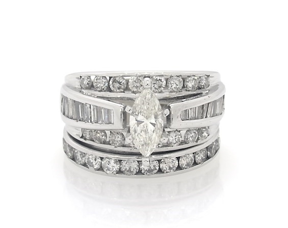 Previously Owned Marquise-Cut Diamond Bridal Set 2 ct tw 14K White Gold Size 5