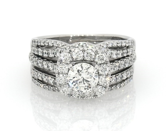 Previously Owned Round-Cut Diamond Halo Bridal Set 2 ct tw 14K White Gold Size 8