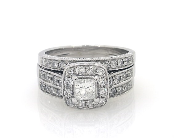 Previously Owned Princess-Cut Diamond Halo Bridal Set 1-3/8 ct tw 14K White Gold Size 7
