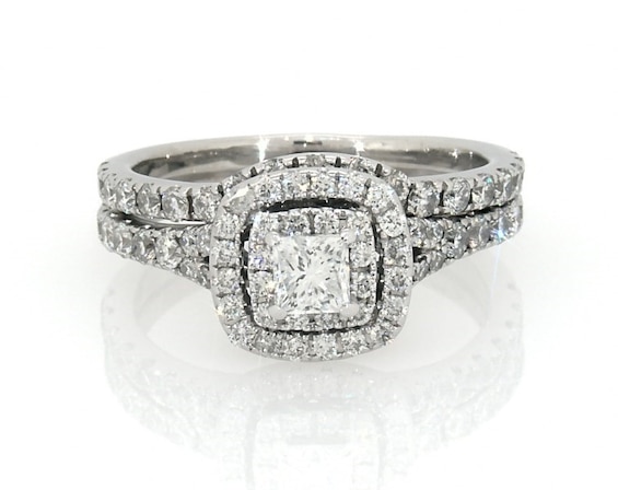 Previously Owned Neil Lane Princess-Cut Diamond Halo Bridal Set 1-1/5 ct tw 14K White Gold Size 7