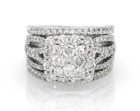 Previously Owned Multi-Diamond Cushion Halo Bridal Set 2-1/3 ct tw 14K White Gold Size 7.25