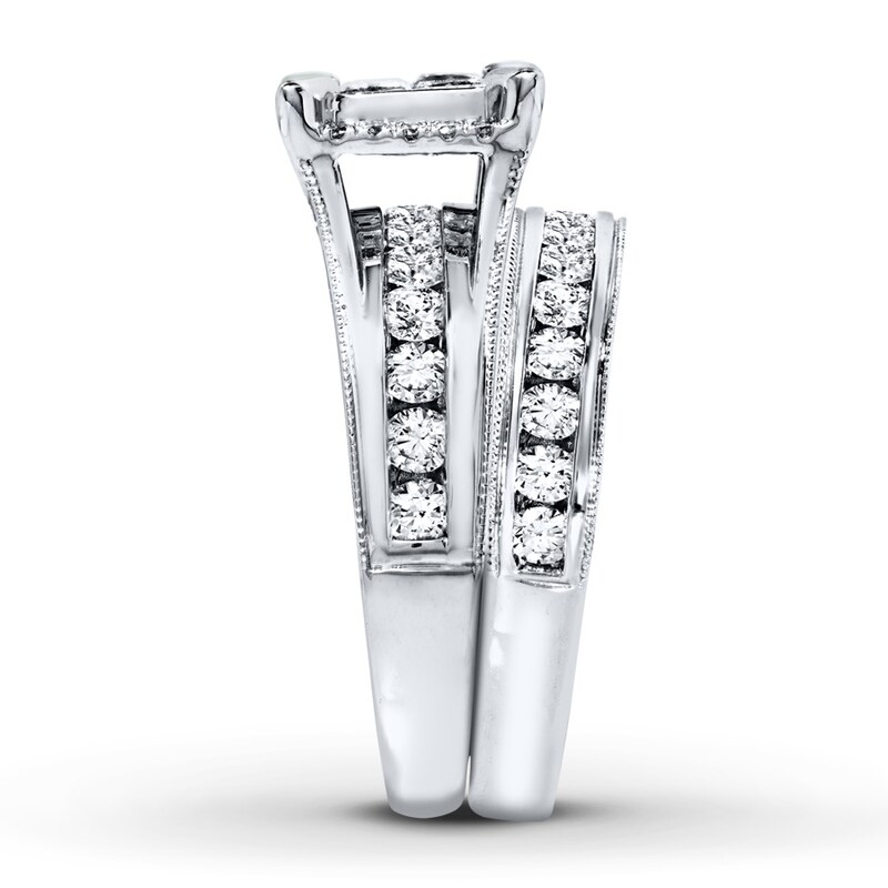 Main Image 3 of Previously Owned Diamond Bridal Set 2 ct tw Princess/Round-cut 14K White Gold Size 4.5