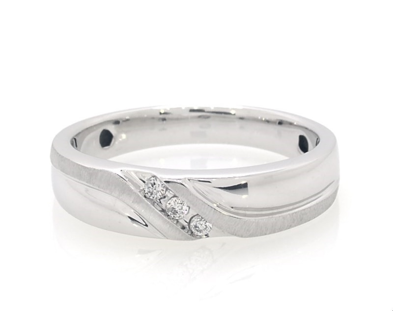 Main Image 1 of Previously Owned Men's Diamond Wedding Band 1/20 ct tw 10K White Gold
