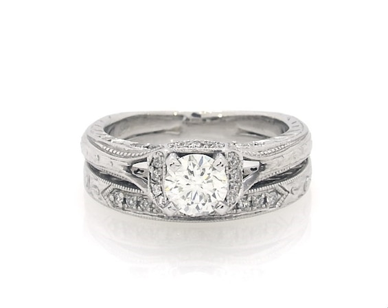 Previously Owned Neil Lane Round-Cut Diamond Milgrain Bridal Set 5/8 ct tw 14K White Gold Size 5