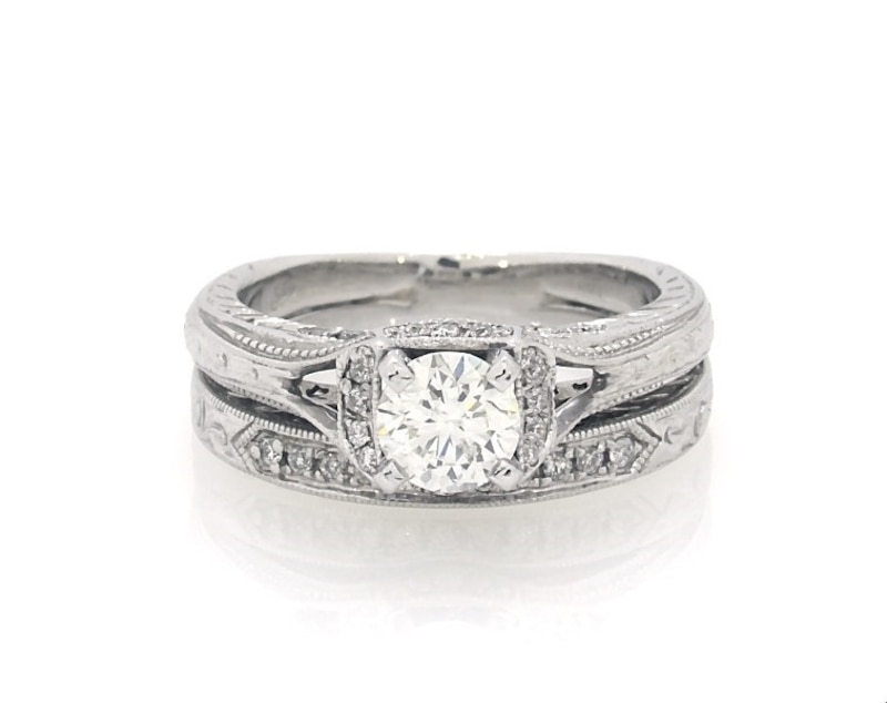 Main Image 1 of Previously Owned Neil Lane Round-Cut Diamond Milgrain Bridal Set 5/8 ct tw 14K White Gold Size 5