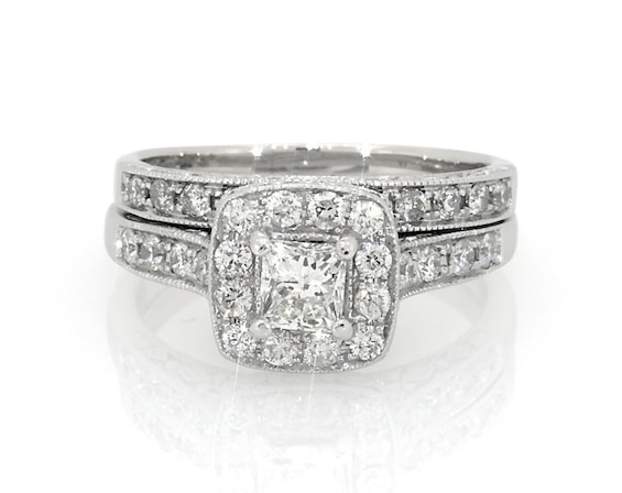 Previously Owned Princess-Cut Diamond Halo Bridal Set 1-1/5 ct tw 14K White Gold Size 8