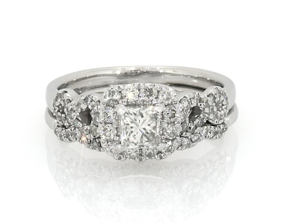 Previously Owned Princess-Cut Diamond Halo Bridal Set 1 ct tw 14K White Gold Size