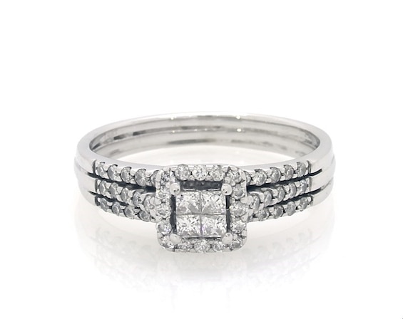 Previously Owned Princess-Cut Quad Diamond Cushion Halo Bridal Set 7/8 ct tw 14K White Gold Size 10.5