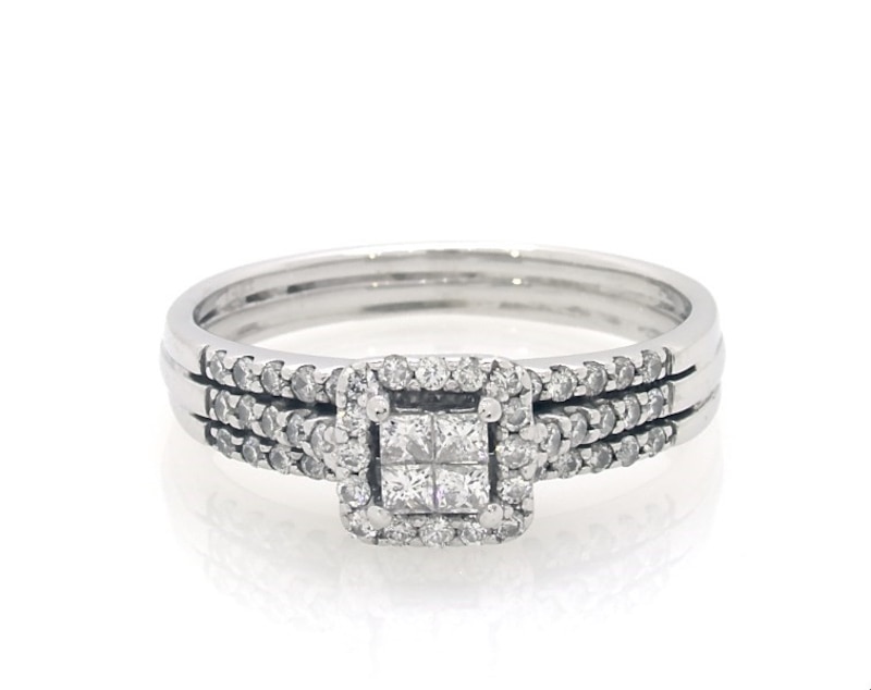 Main Image 1 of Previously Owned Princess-Cut Quad Diamond Cushion Halo Bridal Set 7/8 ct tw 14K White Gold Size 10.5