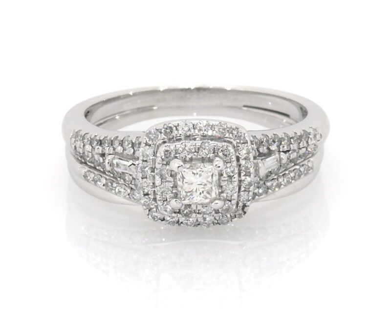 Main Image 1 of Previously Owned Princess-Cut Diamond Double Halo Bridal Set 3/4 ct tw 10K & 14K White Gold Size 7.5
