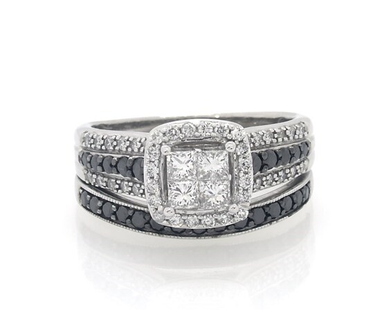 Previously Owned Princess-Cut Quad Diamond Halo Bridal Set 7/8 ct tw 14K White Gold Size 7.5