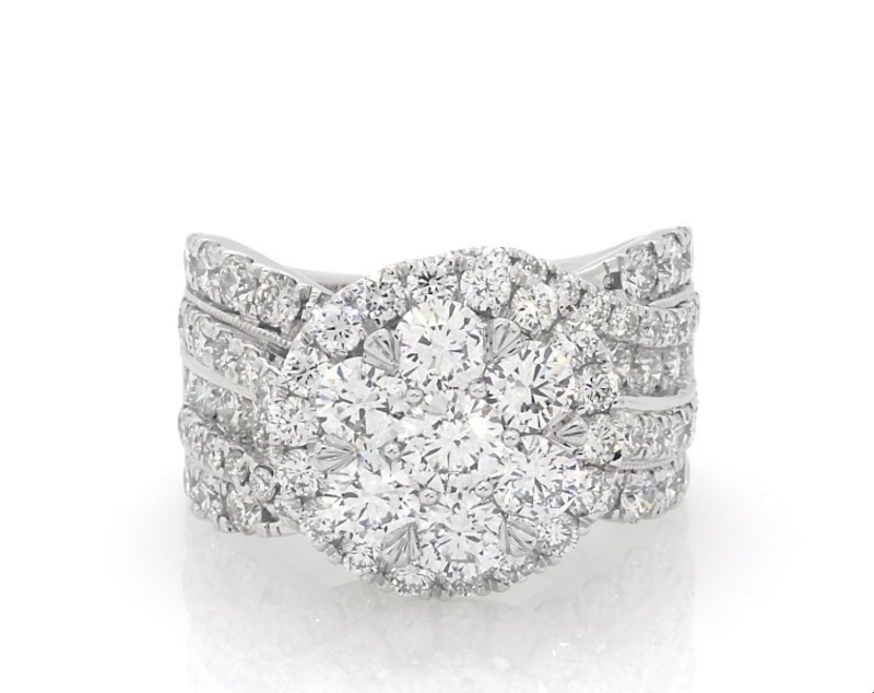Main Image 1 of Previously Owned Lab-Grown Diamonds Multi-Diamond Center Engagement Ring 5 ct tw Round-cut 14K White Gold