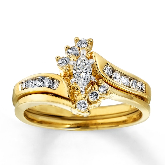 Previously Owned Diamond Bridal Set 1/2 ct tw Marquise-Cut 14K Yellow Gold Size 5