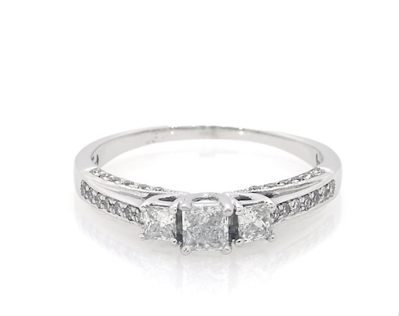 Previously Owned Three-Stone Princess-Cut Diamond Engagement Ring 7/8 ct tw 14K White Gold