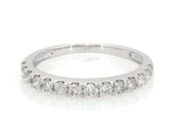 Previously Owned Diamond Wedding Band 1/2 ct tw Round-cut 14K White Gold