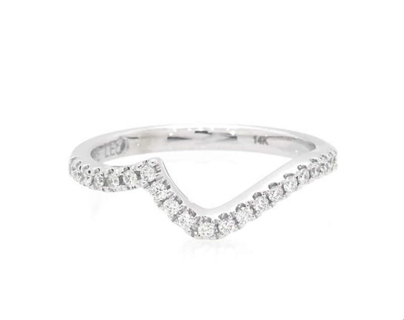 Main Image 1 of Previously Owned THE LEO Diamond Curved Wedding Band 1/5 ct tw 14K White Gold