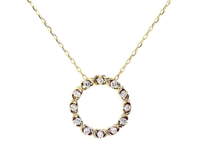 Main Image 1 of Previously Owned XO from KAY Diamond Circle Necklace 1/4 ct tw Round-cut 10K Yellow Gold 18&quot;