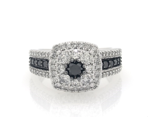 Previously Owned Black & White Diamond Engagement Ring 1-1/4 ct tw Round-Cut 10K White Gold