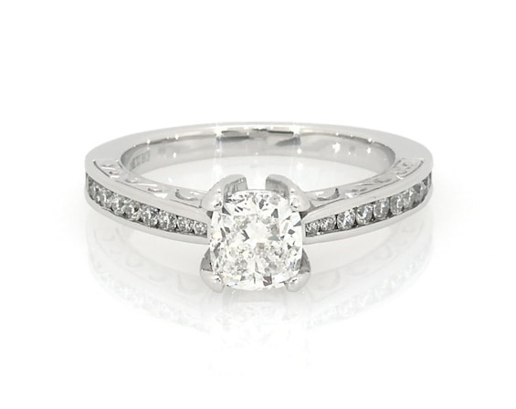 Previously Owned Cushion-Cut Diamond Engagement Ring 1-3/8 ct tw 14K White Gold Size 5