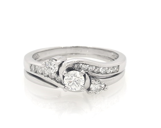 Previously Owned Diamond Three-Stone Swirl Bridal Set 5/8 ct tw 14K White Gold Size 8