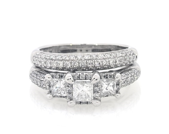 Previously Owned Princess-Cut Diamond Three-Stone Bridal Set 1-1/3 ct tw 14K White Gold Size