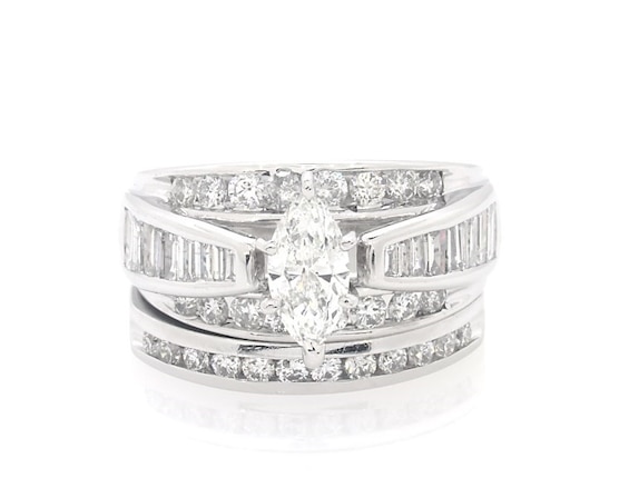 Previously Owned Marquise-Cut Diamond Bridal Set 1-3/4 ct tw 14K White Gold Size 6