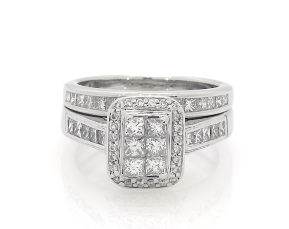 Previously Owned Princess-Cut Multi-Diamond Halo Bridal Set 1-1/2 ct tw 14K White Gold Size 7