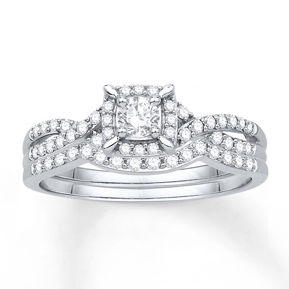 Previously Owned Diamond Bridal Set 3/8 ct tw Round-cut 14K White Gold