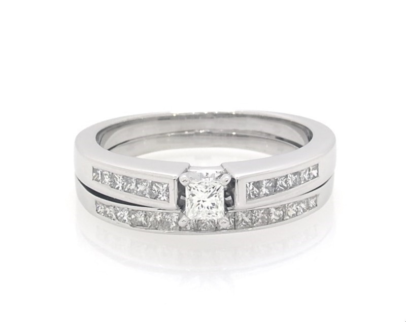 Main Image 1 of Previously Owned Princess-Cut Diamond Bridal Set 1/2 ct tw 14K White Gold Size 6.5