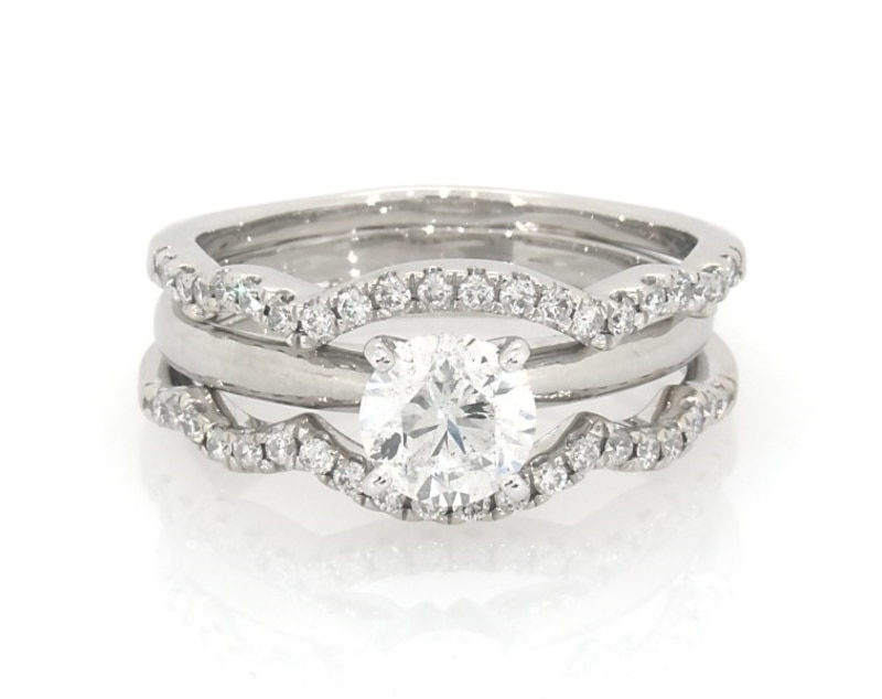 Main Image 1 of Previously Owned Round-Cut Diamond Bridal Set 1-1/3 ct tw 10K White Gold Size 8.25