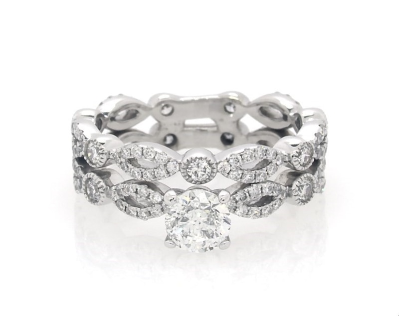 Main Image 1 of Previously Owned Round-Cut Diamond Bridal Set 1-1/4 ct tw 14K White Gold Size 4.5