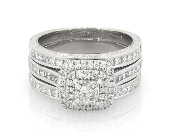 Previously Owned Neil Lane Princess-Cut Diamond Double Halo Bridal Set 2-3/4 ct tw 14K White Gold Size 8.75