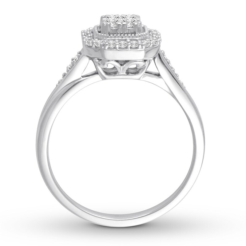 Main Image 3 of Previously Owned Diamond Engagement Ring 1/4 ct tw Round-cut 10K White Gold