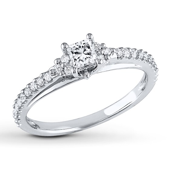 Previously Owned Diamond Engagement Ring 1/2 Carat tw 10K White Gold
