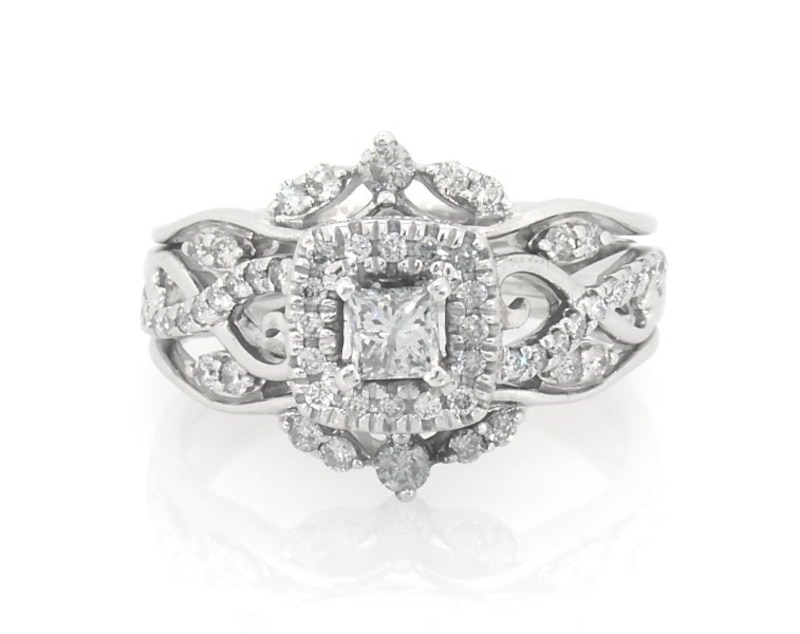 Main Image 1 of Previously Owned Princess-Cut Diamond Halo Bridal Set 5/8 ct tw 10K & 14K White Gold Size 6.75