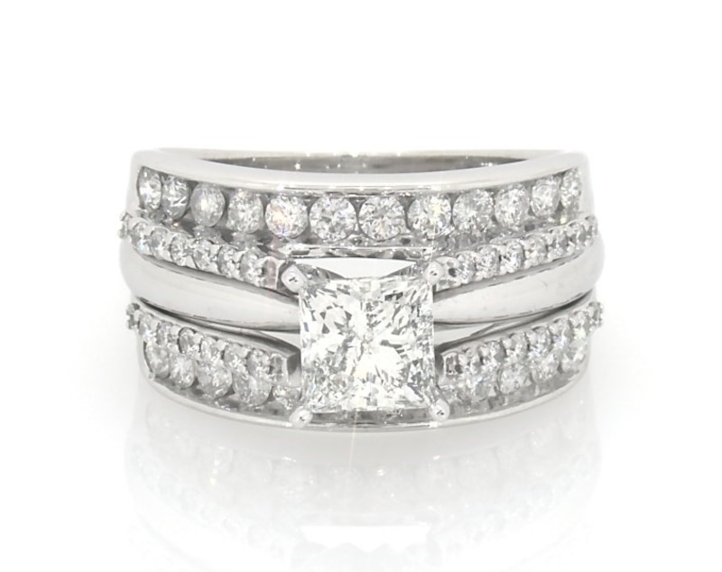 Main Image 1 of Previously Owned Princess-Cut Diamond Bridal Set 1-7/8 ct tw 14K White Gold Size 7.5