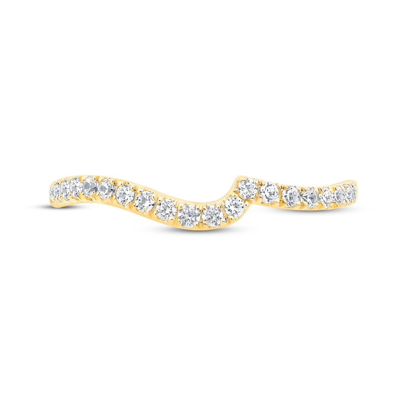 Main Image 3 of Previously Owned Round-Cut Diamond Curved & Notched Wedding Band 1/4 ct tw 14K Yellow Gold