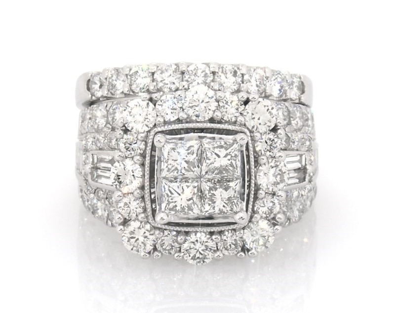 Main Image 1 of Previously Owned Princess-Cut Quad Diamond Bridal Set 4-3/8 ct tw 14K White Gold Size 7
