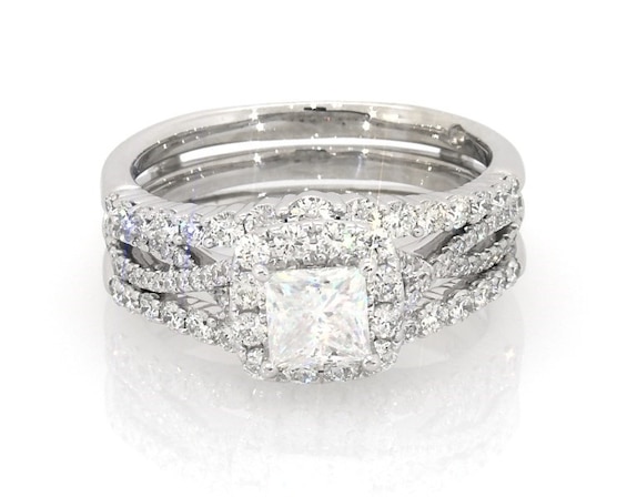 Previously Owned THE LEO First Light Diamond Princess-Cut Bridal Set 1-7/8 ct tw 14K White Gold Size 8.25