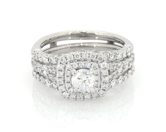 Previously Owned THE LEO Diamond Bridal Set 1-5/8ct tw 14K White Gold Size 6.5