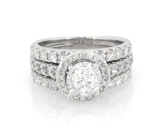 Previously Owned Radiant Reflections Diamond Bridal Set 2-1/8ct tw 14K White Gold 6.5