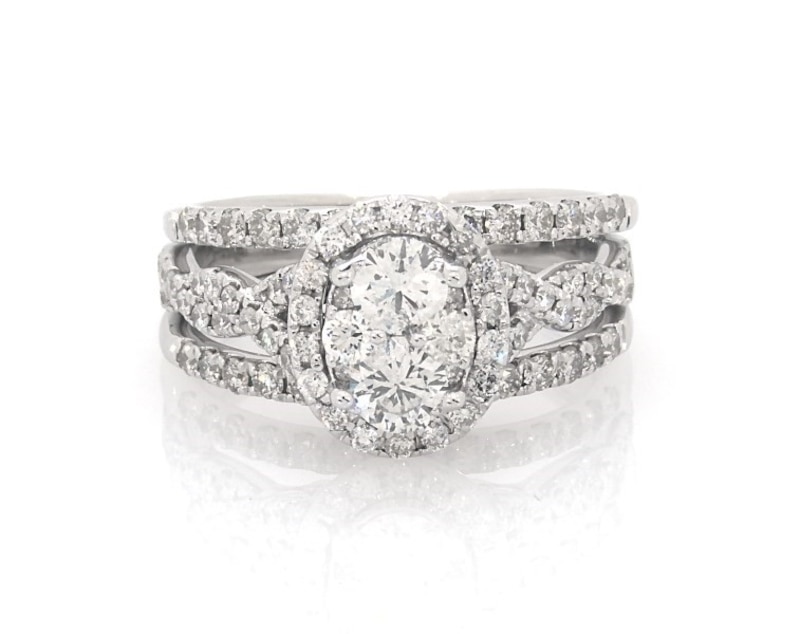 Main Image 1 of Previously Owned Diamond Bridal Set 1-3/8ct tw 14K White Gold Size 6.5