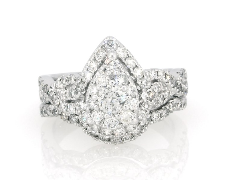 Main Image 1 of Previously Owned Multi-Diamond Pear-Shaped Bridal Set 1-1/5 ct tw 14K White Gold Size 5.5