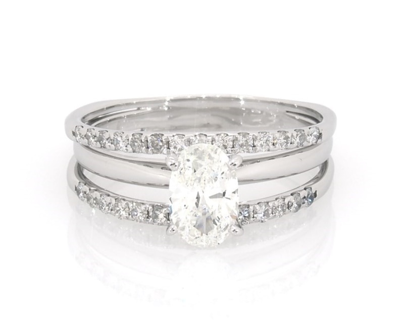 Main Image 1 of Previously Owned Oval-Cut Diamond Bridal Set 1-3/8 ct tw 14K White Gold Size 9.25