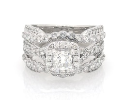 Previously Owned Princess-Cut Diamond Halo Bridal Set 1-7/8 ct tw 14K White Gold Size 5.75