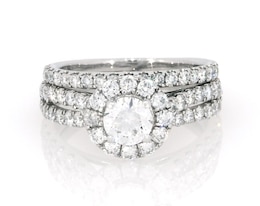 Previously Owned Round-Cut Lab-Grown Diamond Halo Bridal Set 1-1/2 ct tw 14K White Gold Size 5.5