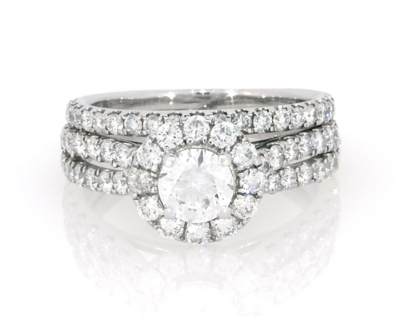 Main Image 1 of Previously Owned Round-Cut Lab-Grown Diamond Halo Bridal Set 1-1/2 ct tw 14K White Gold Size 5.5