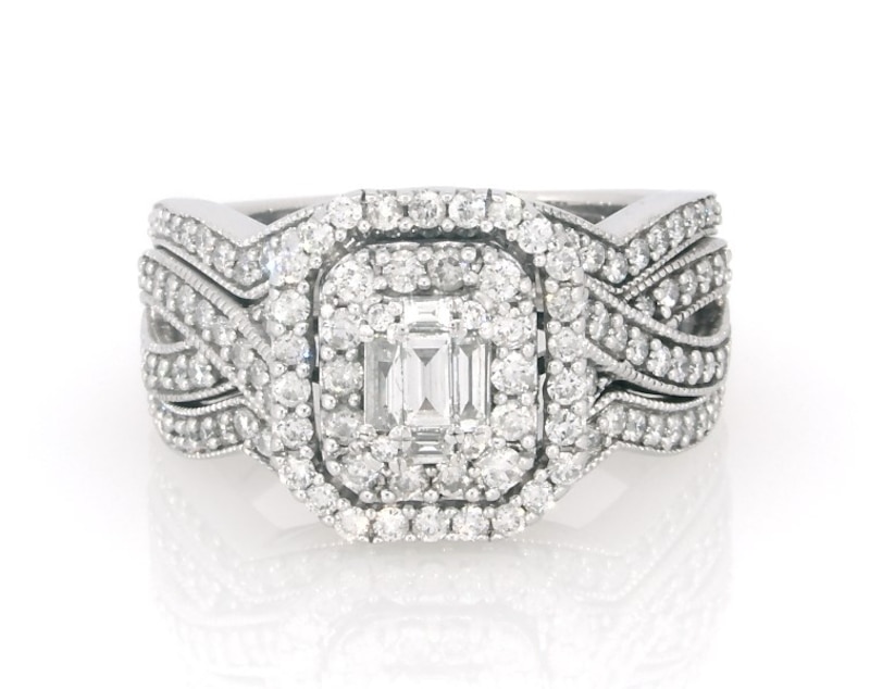 Main Image 1 of Previously Owned Baguette & Round-Cut Multi-Diamond Bridal Set 1-1/3 ct tw 14K White Gold Size 8.75