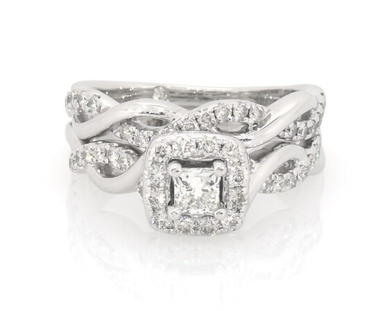Previously Owned THE LEO Diamond Princess-Cut Halo Bridal Set 7/8 ct tw 14K White Gold Size 6.5