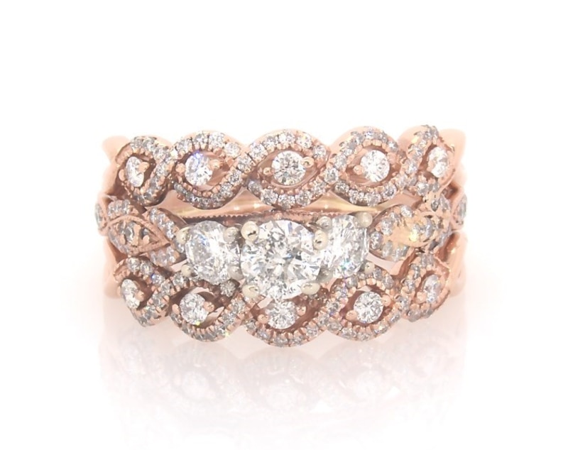 Main Image 1 of Previously Owned Round-Cut Diamond Three-Stone Bridal Set 1-1/2 ct tw 14K Two-Tone Gold Size 8.5